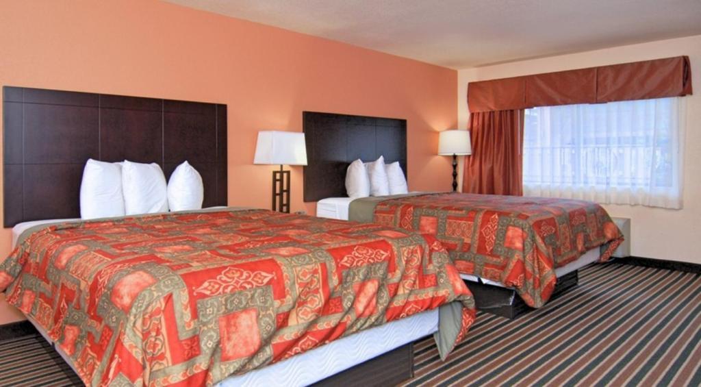 Palm Aire Hotel And Suites Weslaco Room photo